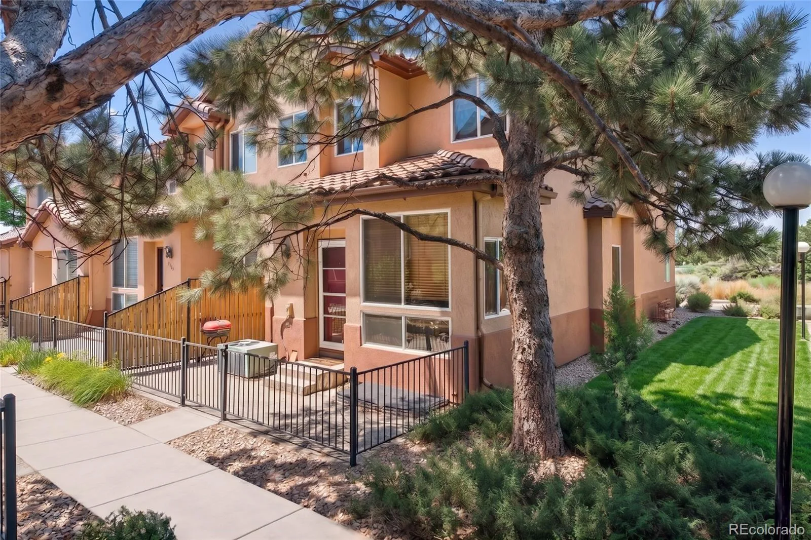 4442 S Auckland Court Aurora CO 80015 MLS #REC3866635 07072026182213 1600 16