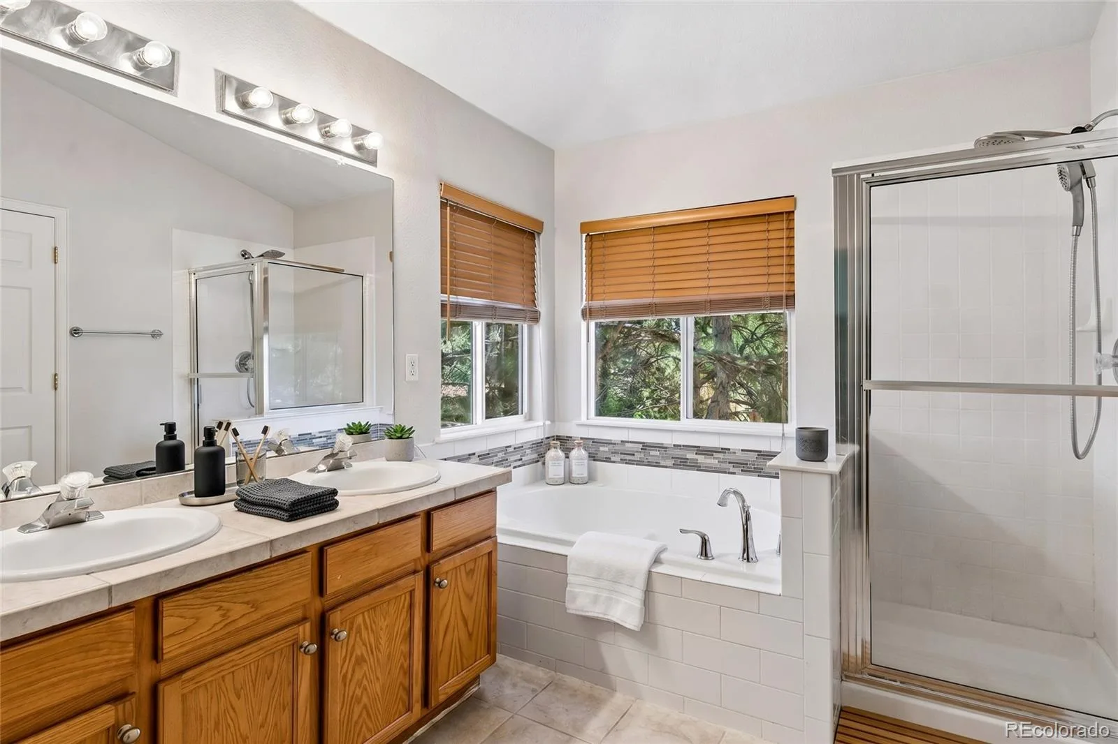 4442 S Auckland Court Aurora CO 80015 MLS #REC3866635 07072026182213 1600 6