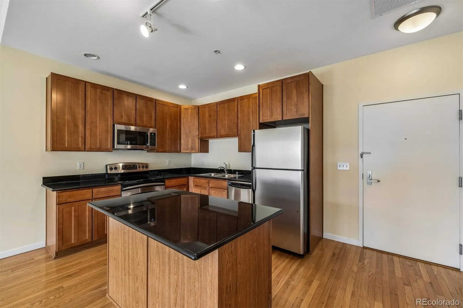 1950 N Logan Street #508 Denver CO 80203 MLS #REC3867078 04182026195447 1600 26