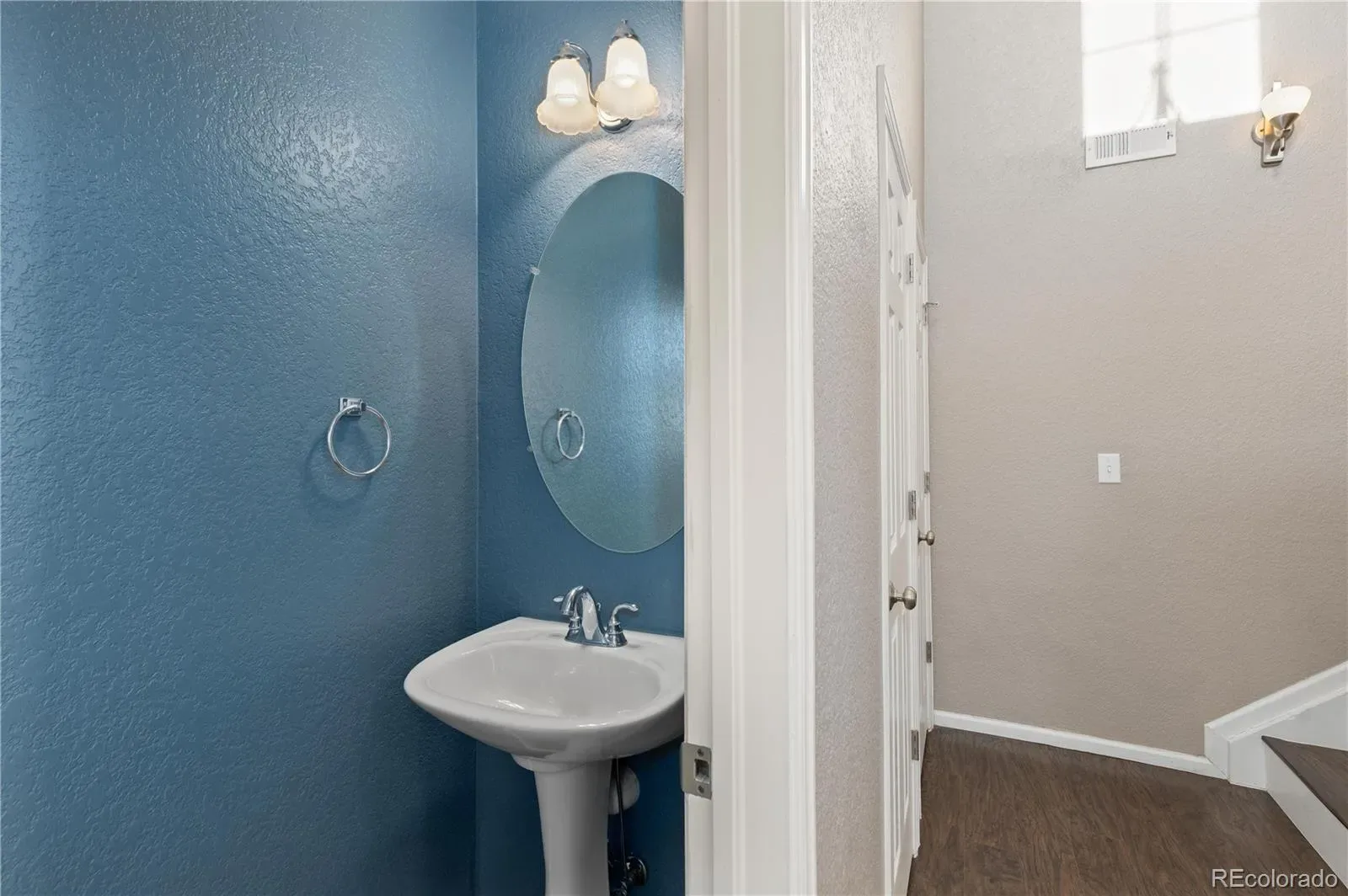 6701 S Versailles Way #106 Aurora CO 80016 MLS #REC3867264 03132026201112 1600 10