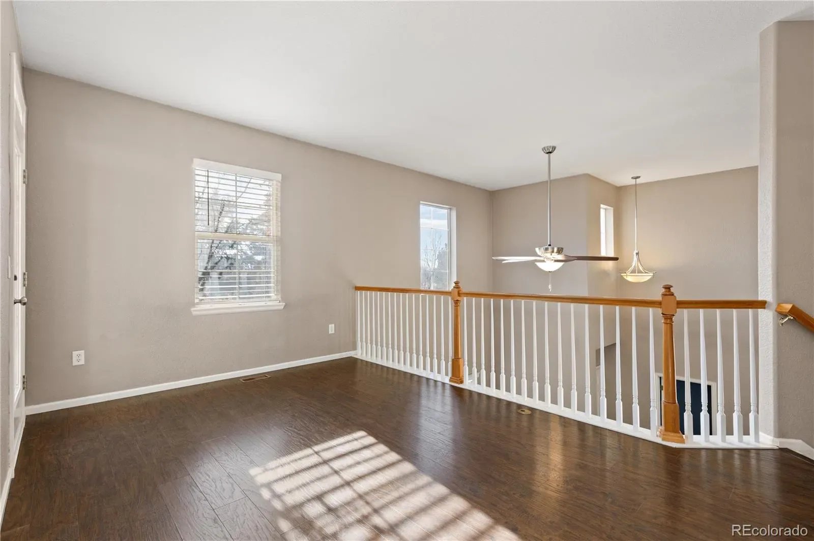 6701 S Versailles Way #106 Aurora CO 80016 MLS #REC3867264 03132026201112 1600 11