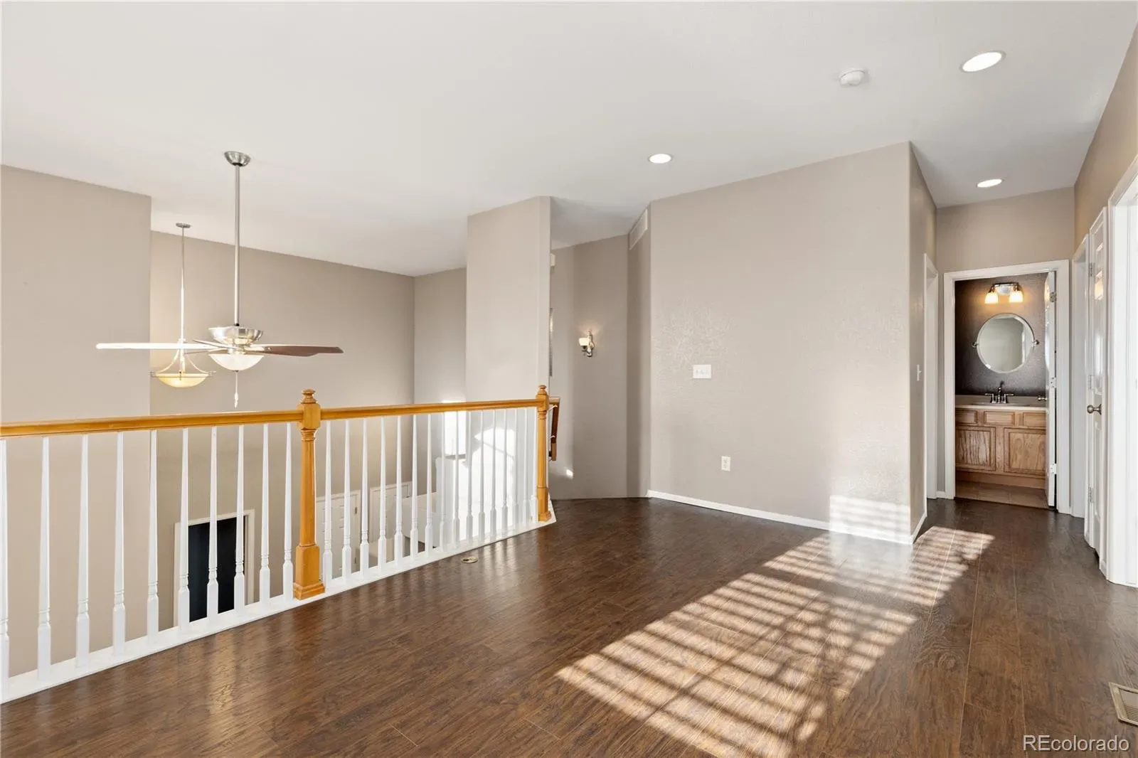 6701 S Versailles Way #106 Aurora CO 80016 MLS #REC3867264 03132026201112 1600 15