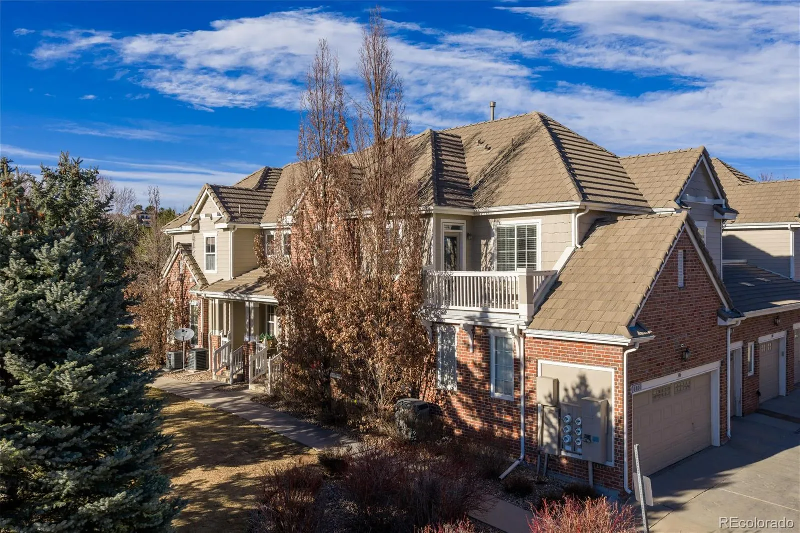 6701 S Versailles Way #106 Aurora CO 80016 MLS #REC3867264 03132026201112 1600 24