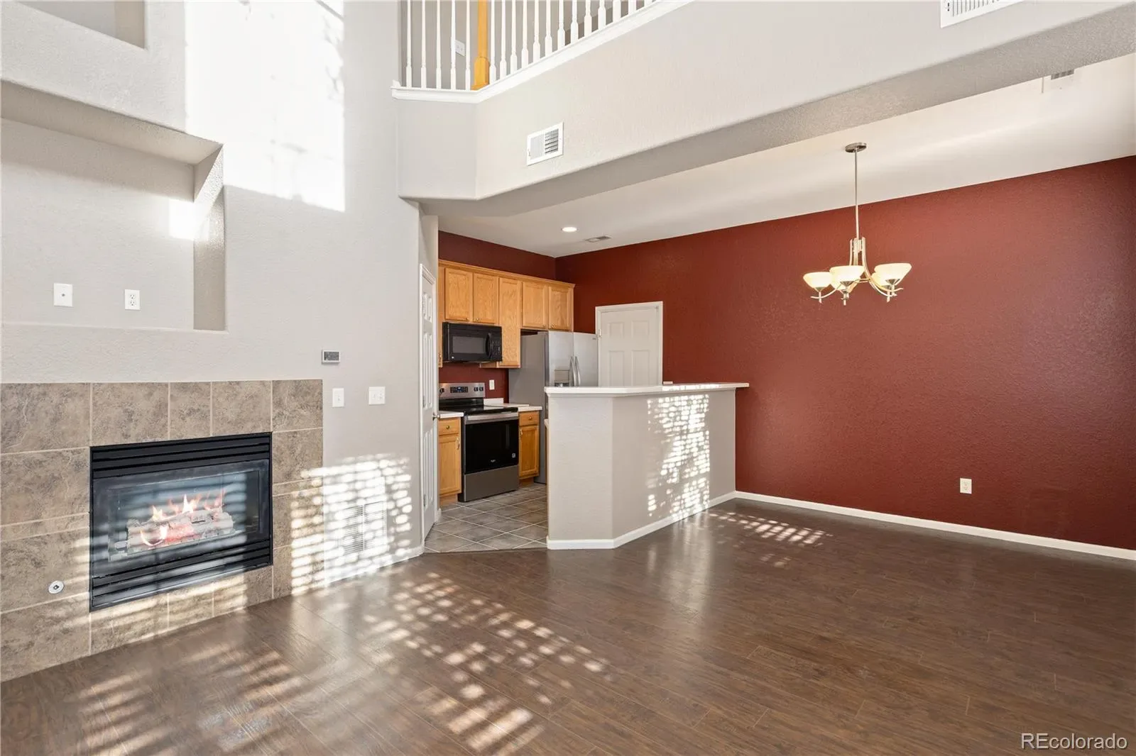6701 S Versailles Way #106 Aurora CO 80016 MLS #REC3867264 03132026201112 1600 4