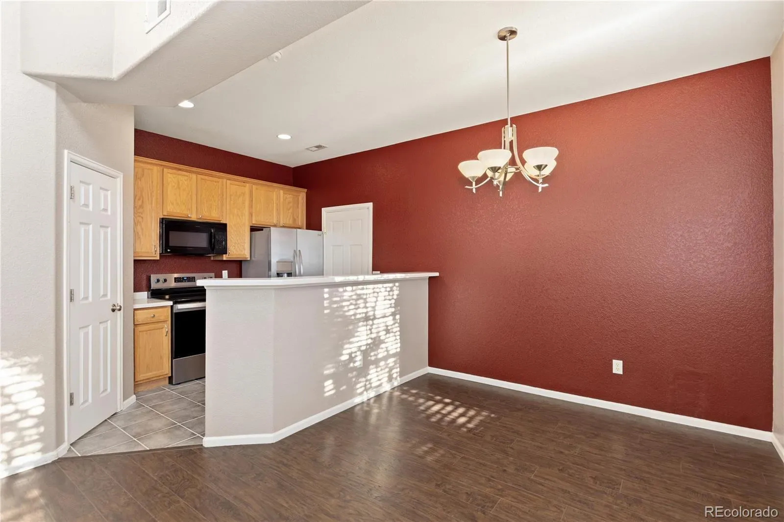 6701 S Versailles Way #106 Aurora CO 80016 MLS #REC3867264 03132026201112 1600 5