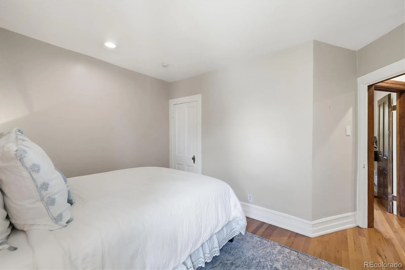 164 S Grant Street Denver CO 80209 MLS #REC3868175 06032026163258 1600 26
