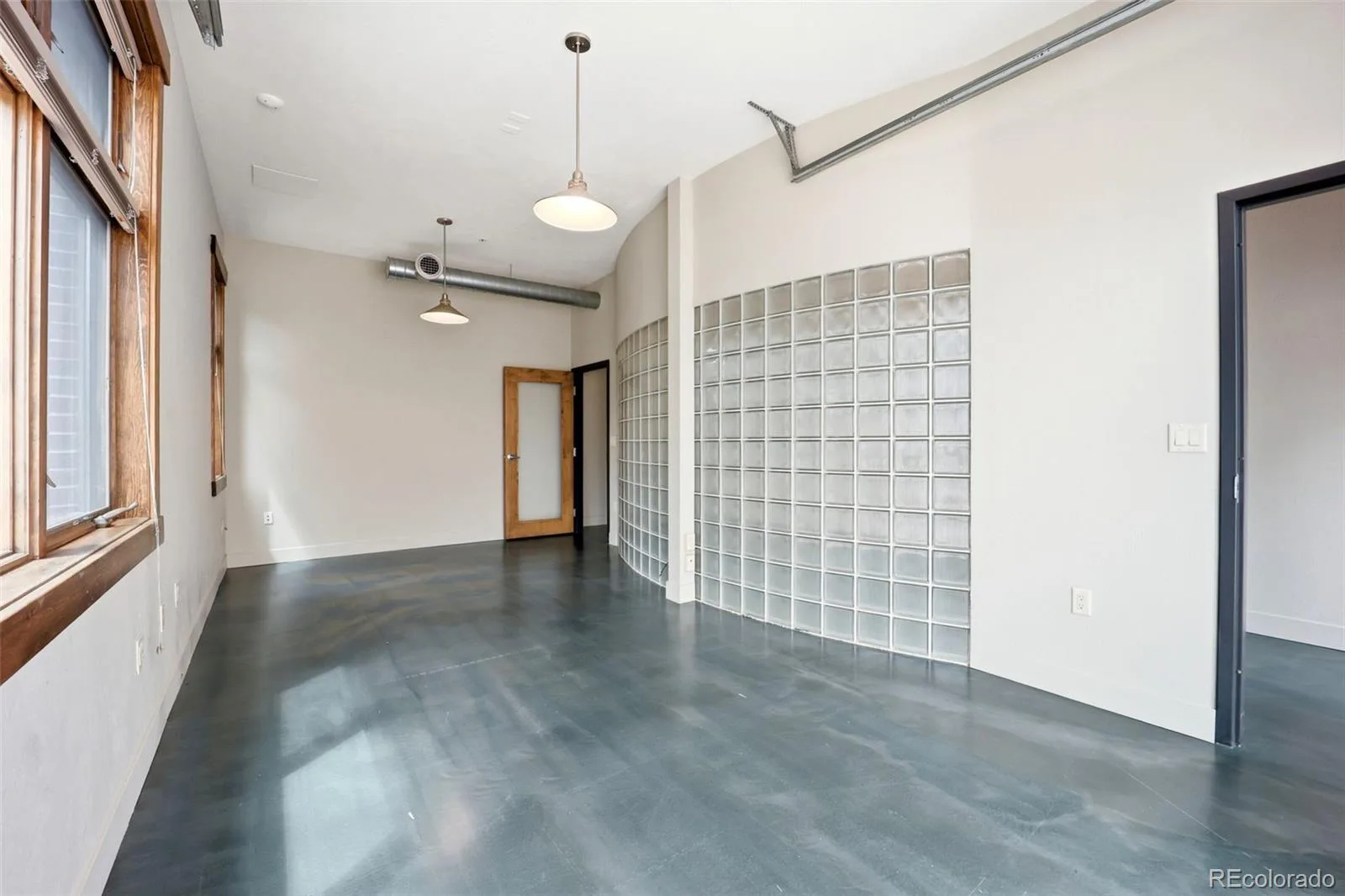 5439 S Prince Street Littleton CO 80120 | MLS #REC3872255 08122026145718 1600 32