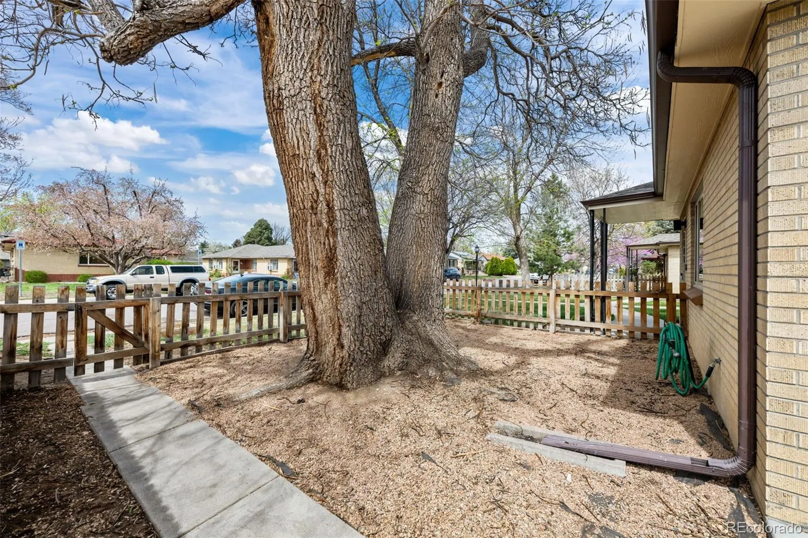 2444 S Corona Street Denver CO 80210 | MLS #REC3873491 05082026153722 1600 30