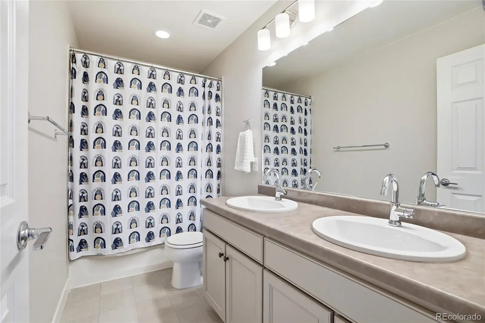 03052026173910 1600 21