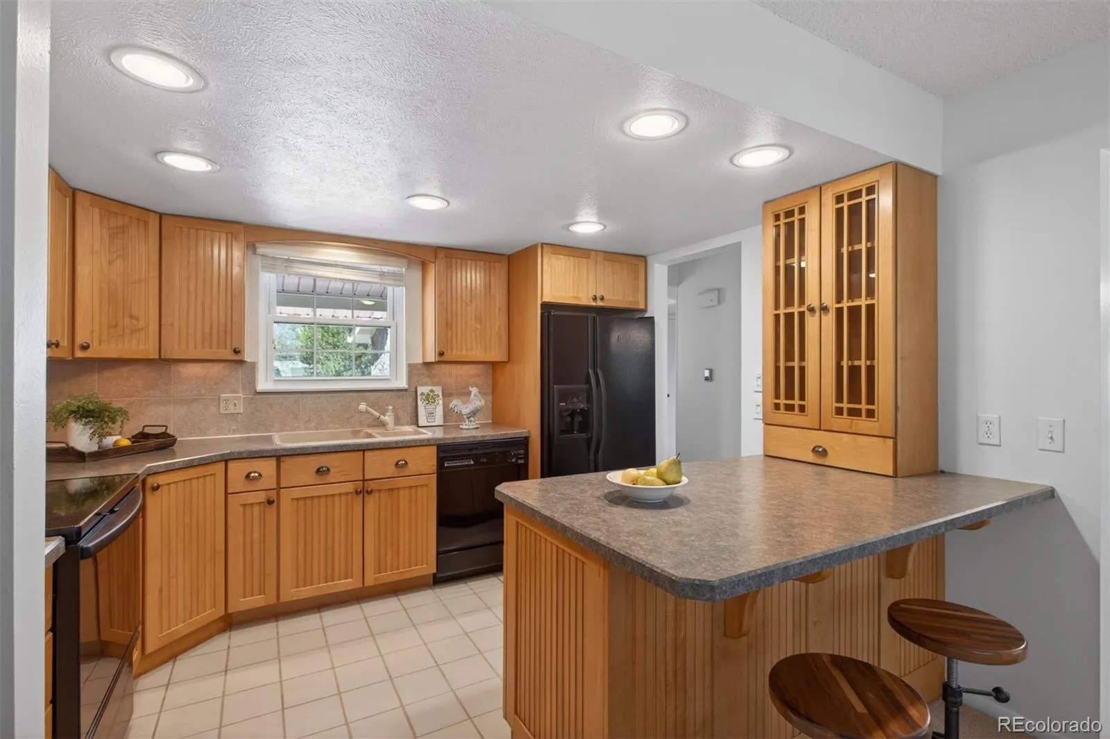 2558 S Vaughn Way #D Aurora CO 80014 MLS #REC3875509 04272026213329 1600 14
