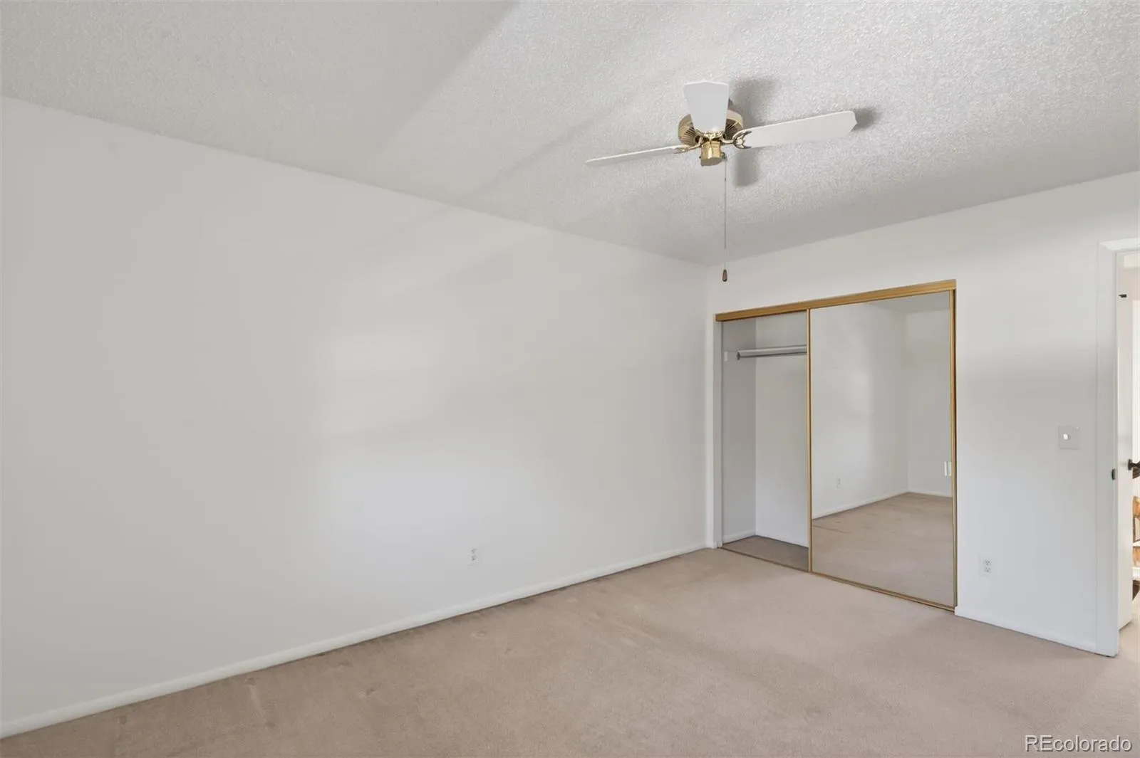 2558 S Vaughn Way #D Aurora CO 80014 MLS #REC3875509 04272026213329 1600 24