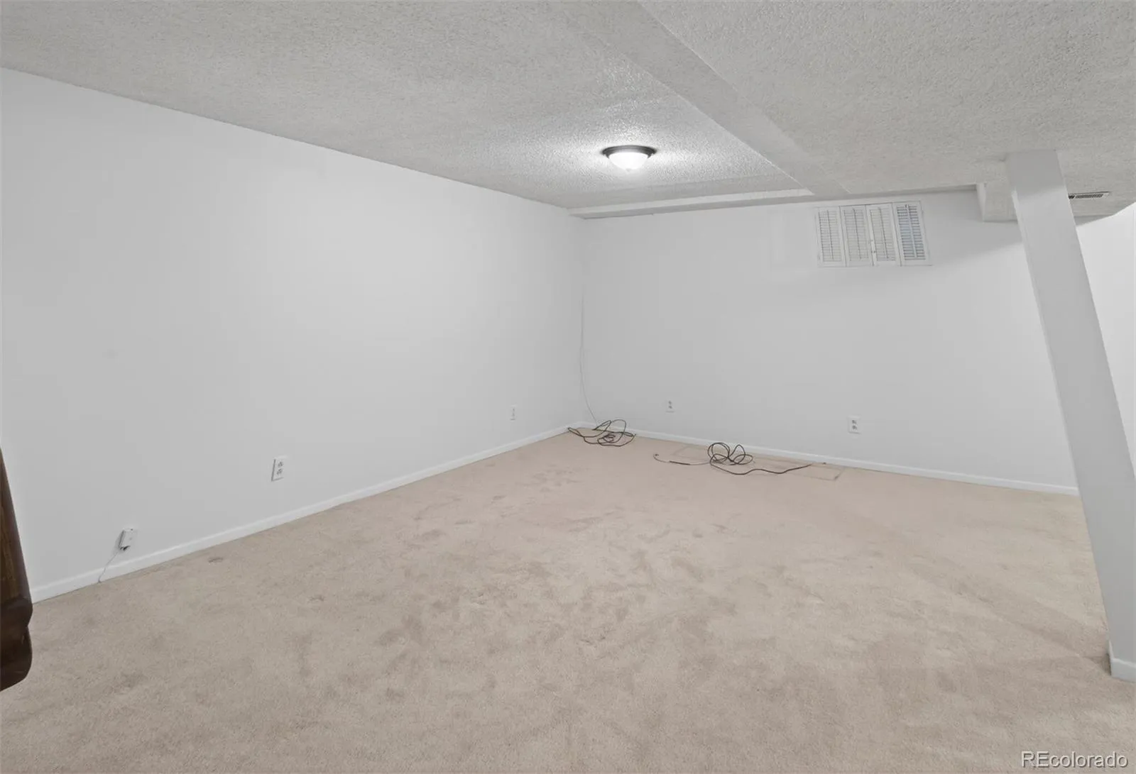 2558 S Vaughn Way #D Aurora CO 80014 MLS #REC3875509 04272026213329 1600 33