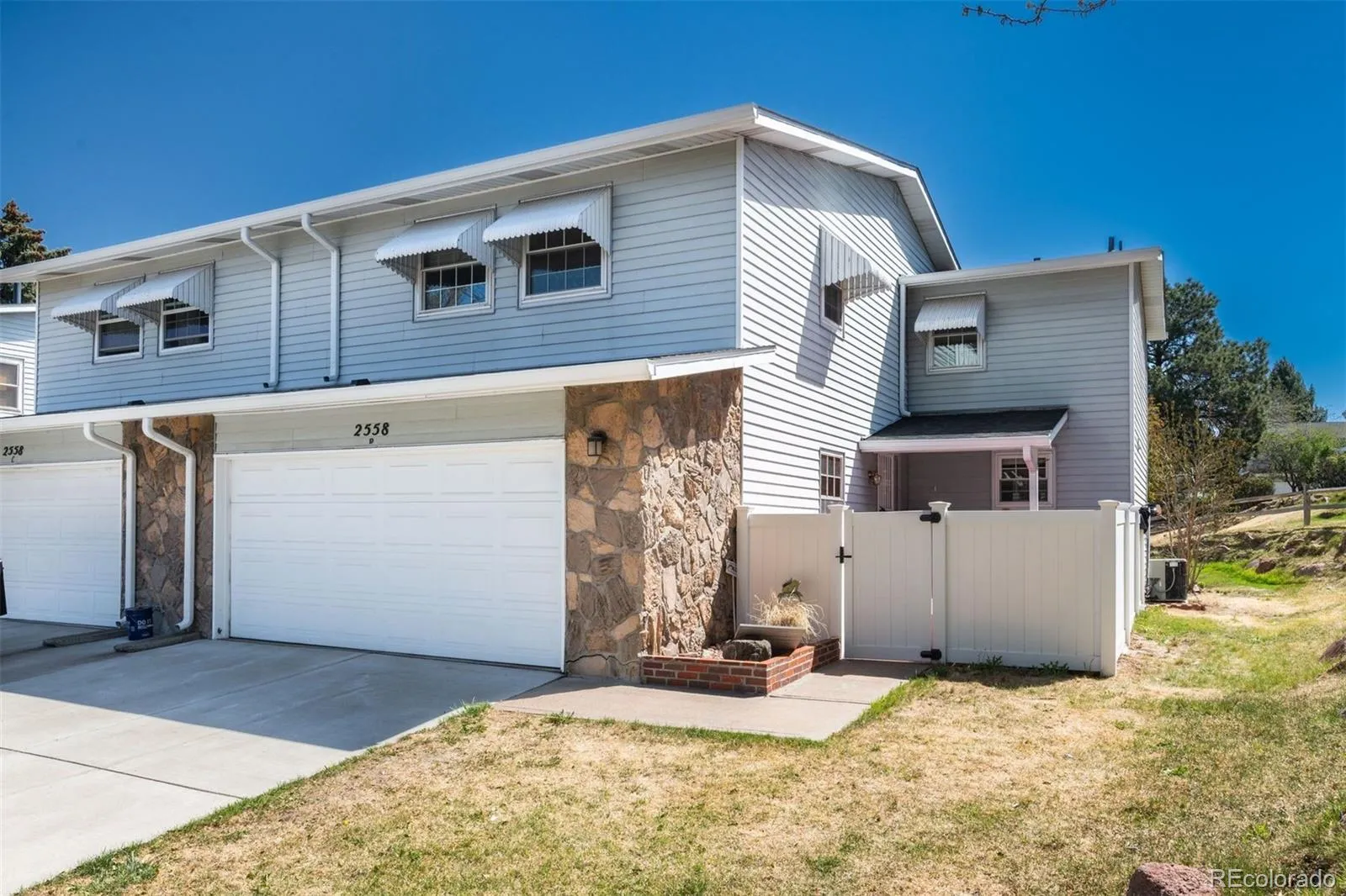 2558 S Vaughn Way #D Aurora CO 80014 MLS #REC3875509 04272026213329 1600 36