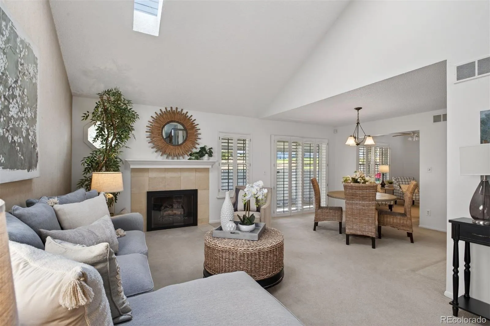 2558 S Vaughn Way #D Aurora CO 80014 MLS #REC3875509 04272026213329 1600 6