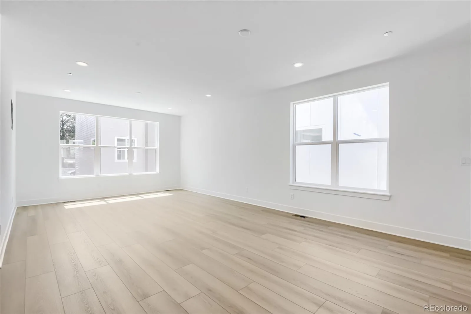 10978 E Hinsdale Circle Centennial CO 80112 | MLS #REC3876527 08292026025524 1600 1