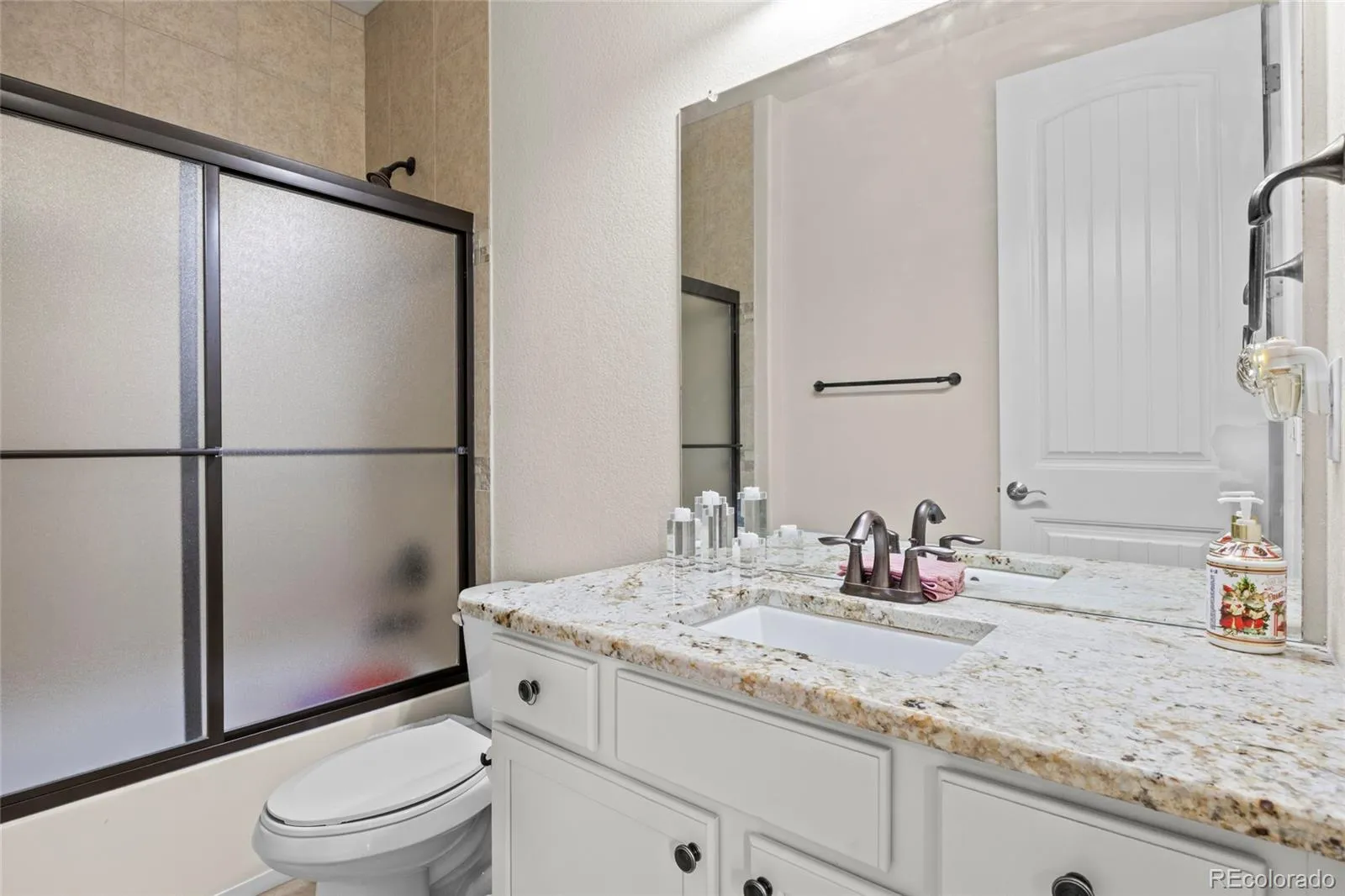 15454 W Auburn Avenue Lakewood CO 80228 MLS #REC3876787 04232026205804 1600 11