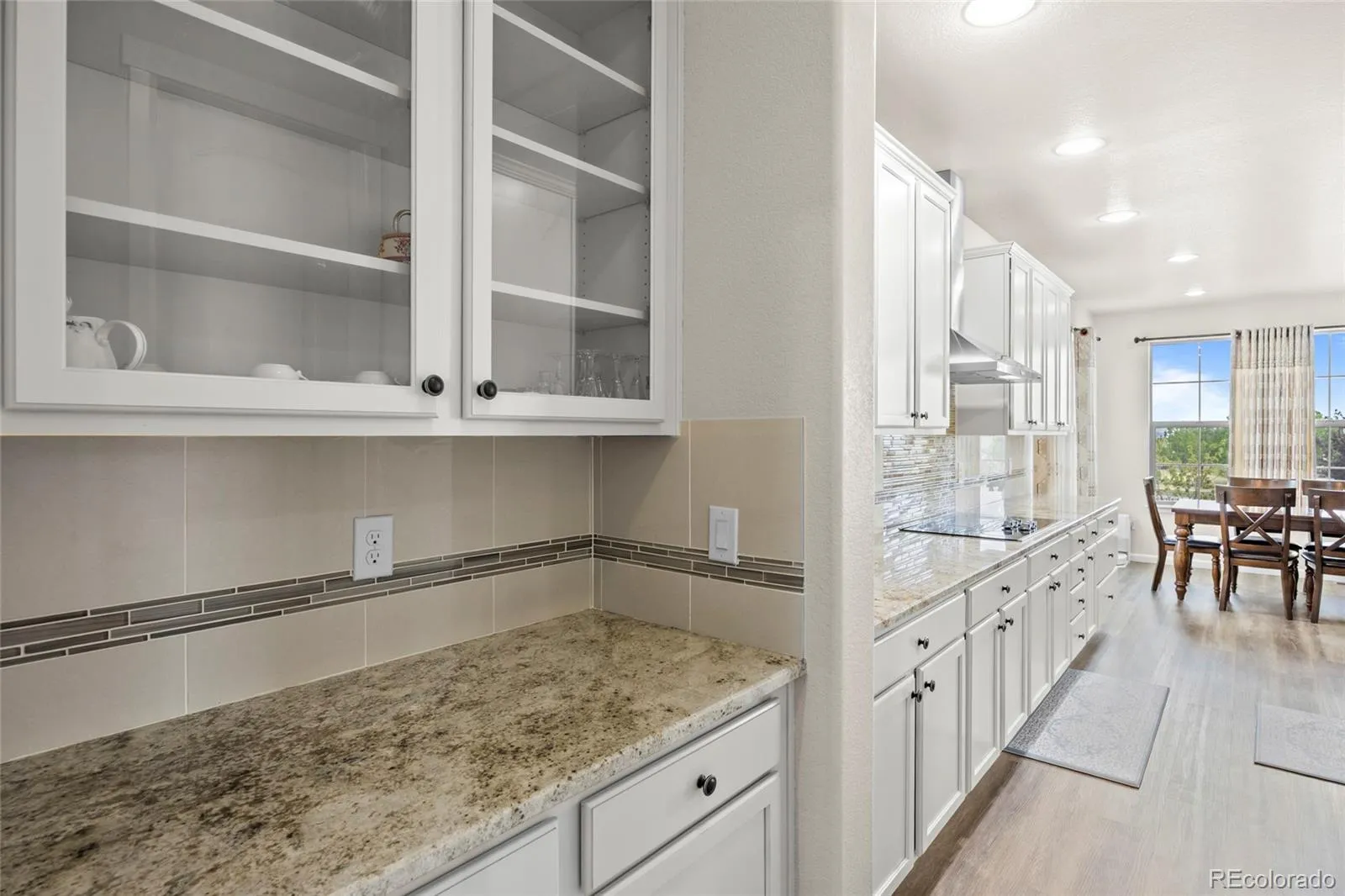 15454 W Auburn Avenue Lakewood CO 80228 MLS #REC3876787 04232026205804 1600 13
