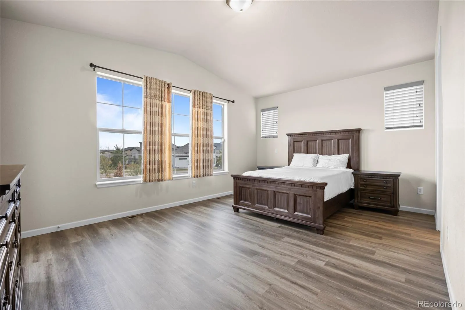 15454 W Auburn Avenue Lakewood CO 80228 MLS #REC3876787 04232026205804 1600 17