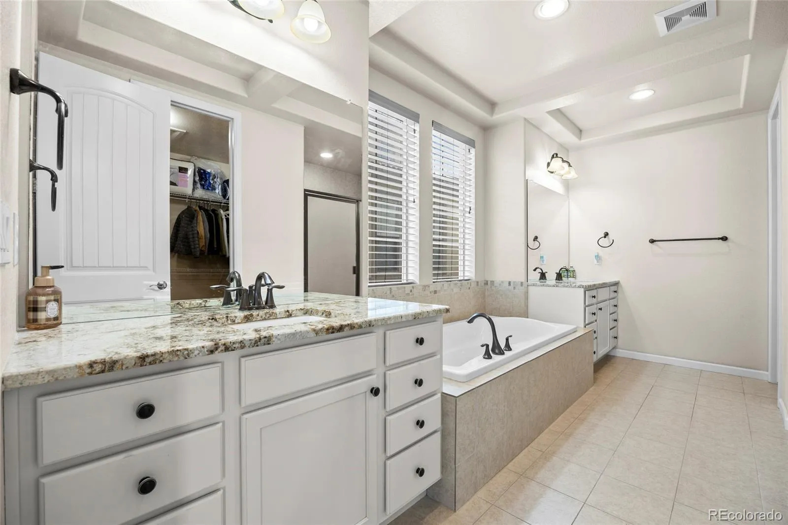 15454 W Auburn Avenue Lakewood CO 80228 MLS #REC3876787 04232026205804 1600 19