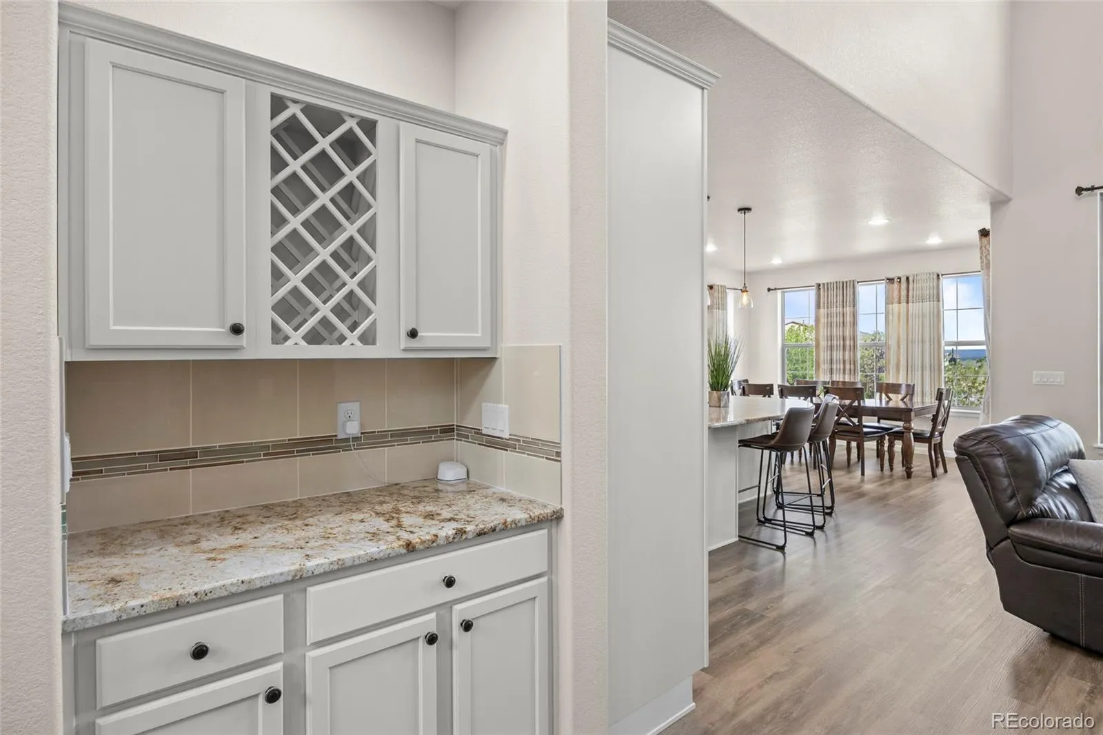 15454 W Auburn Avenue Lakewood CO 80228 MLS #REC3876787 04232026205804 1600 23