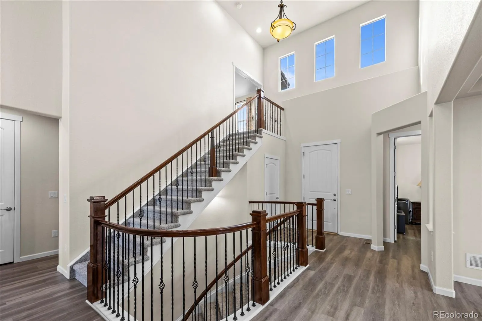 15454 W Auburn Avenue Lakewood CO 80228 MLS #REC3876787 04232026205804 1600 24