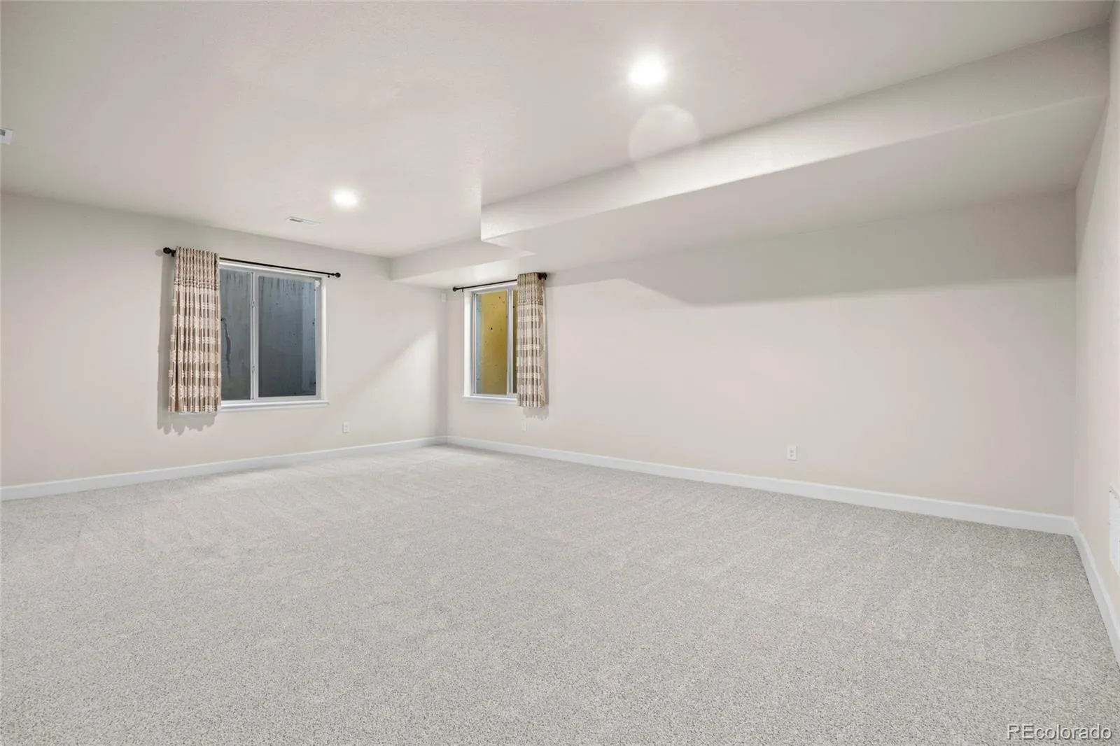 15454 W Auburn Avenue Lakewood CO 80228 MLS #REC3876787 04232026205804 1600 27