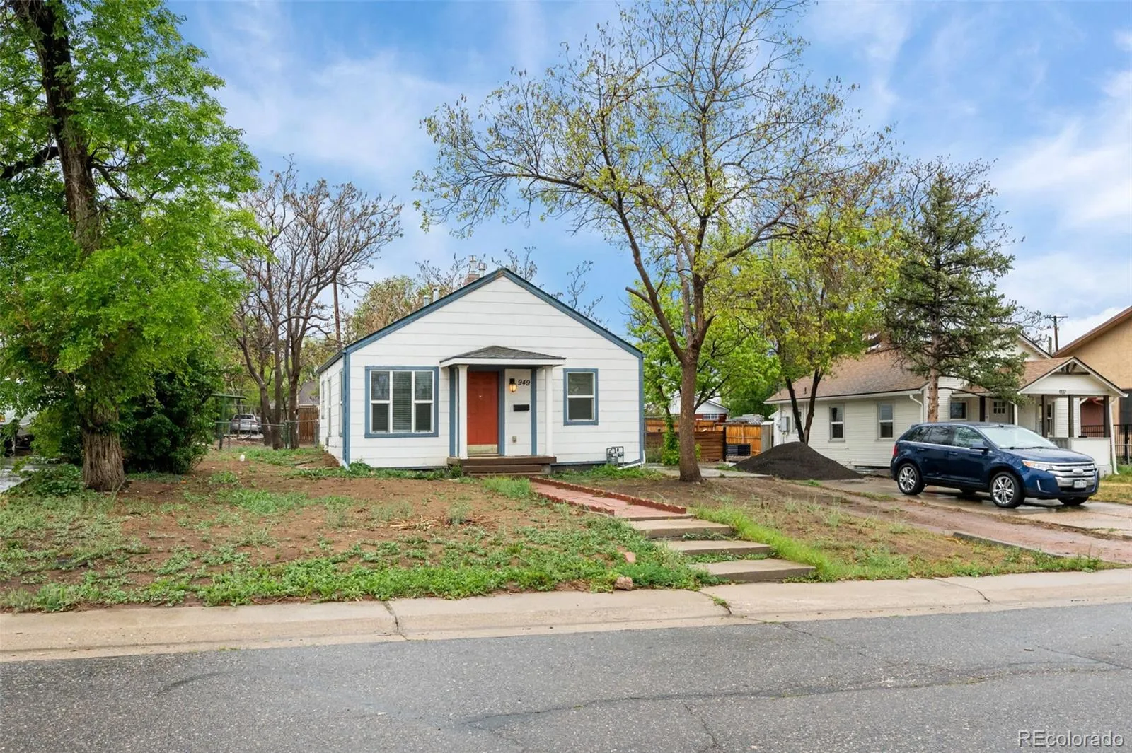 949 S Perry Street Denver CO 80219 MLS #REC3879656 05102026142009 1600 1