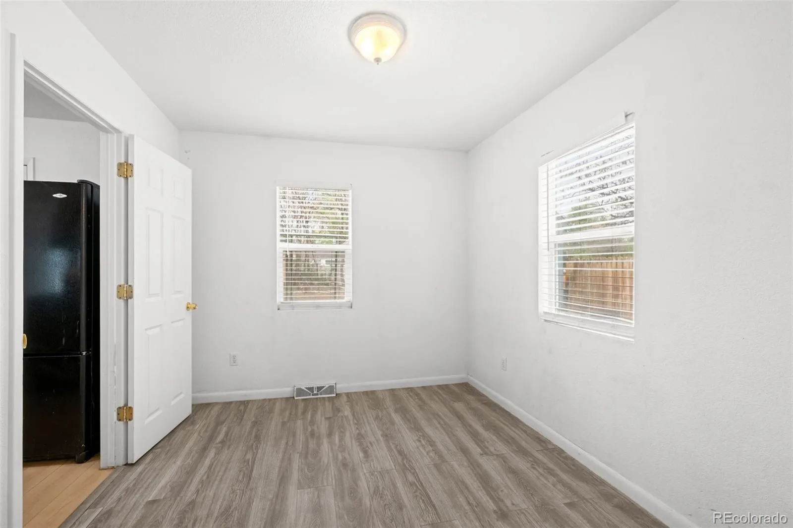 949 S Perry Street Denver CO 80219 MLS #REC3879656 05102026142009 1600 11