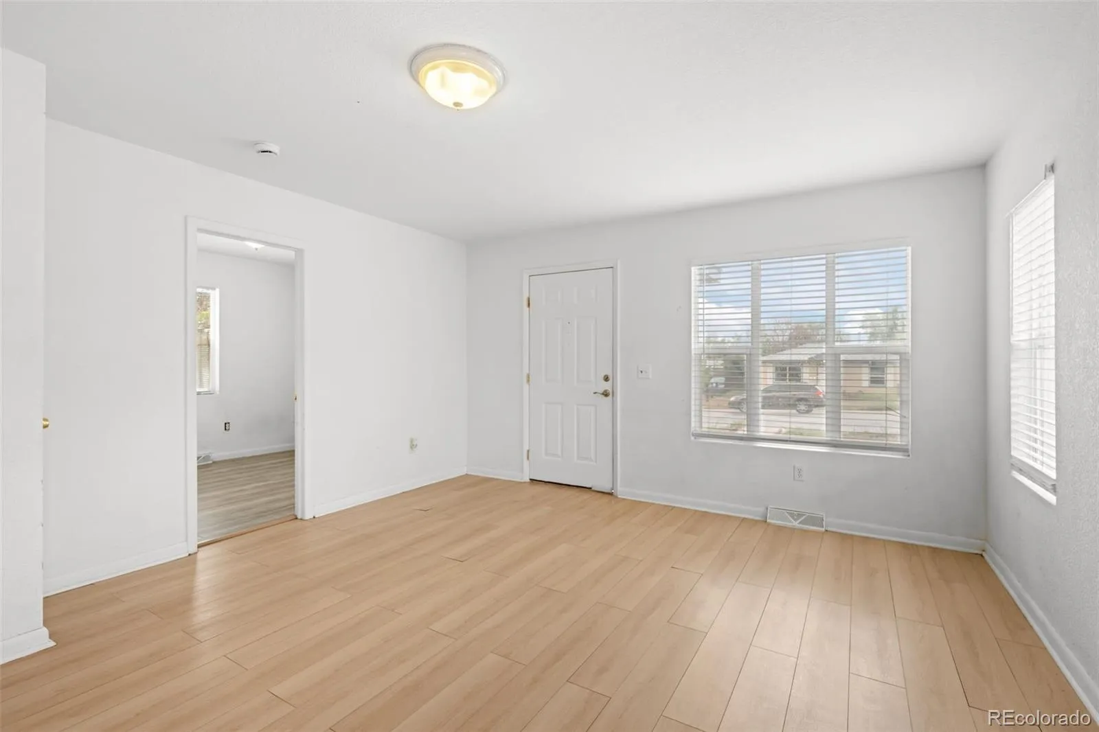 949 S Perry Street Denver CO 80219 MLS #REC3879656 05102026142009 1600 6