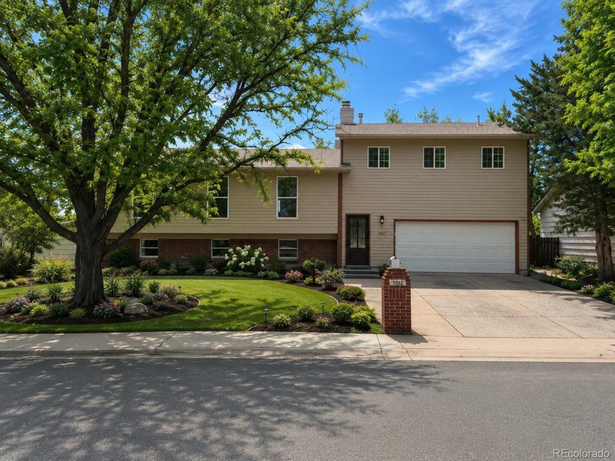 2012 S Ivory Street Aurora CO 80013 | MLS #REC3880350 MLS #REC3880350 image #0