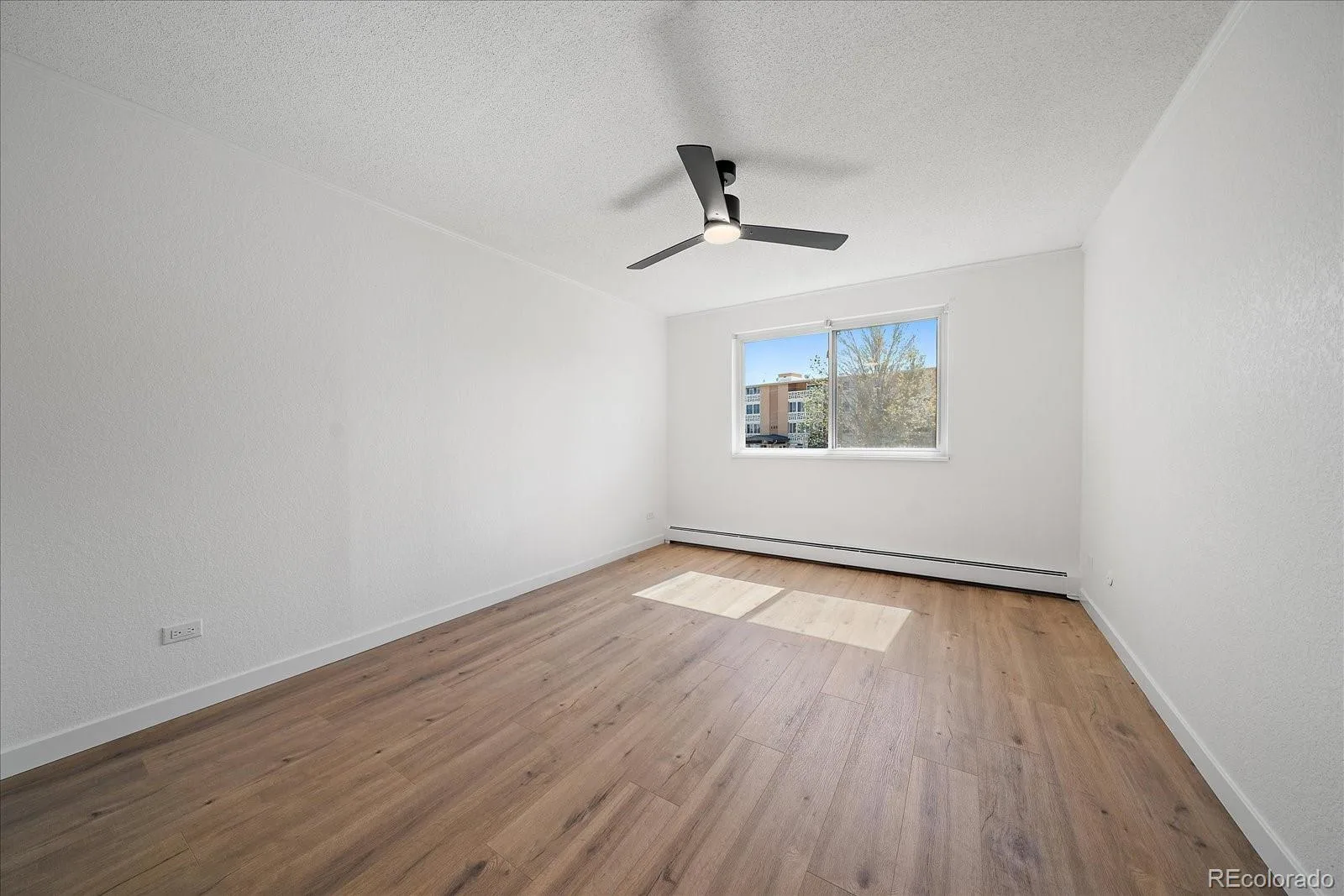 660 S Alton Way #3B Denver CO 80247 | MLS #REC3880564 09222026195710 1600 12