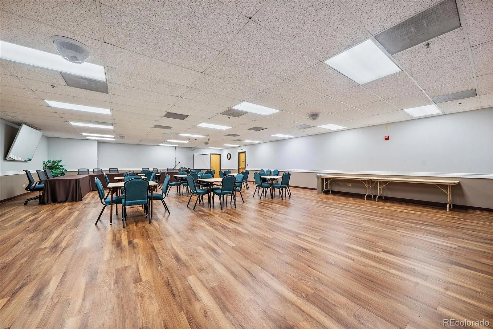 660 S Alton Way #3B Denver CO 80247 | MLS #REC3880564 09222026195710 1600 27