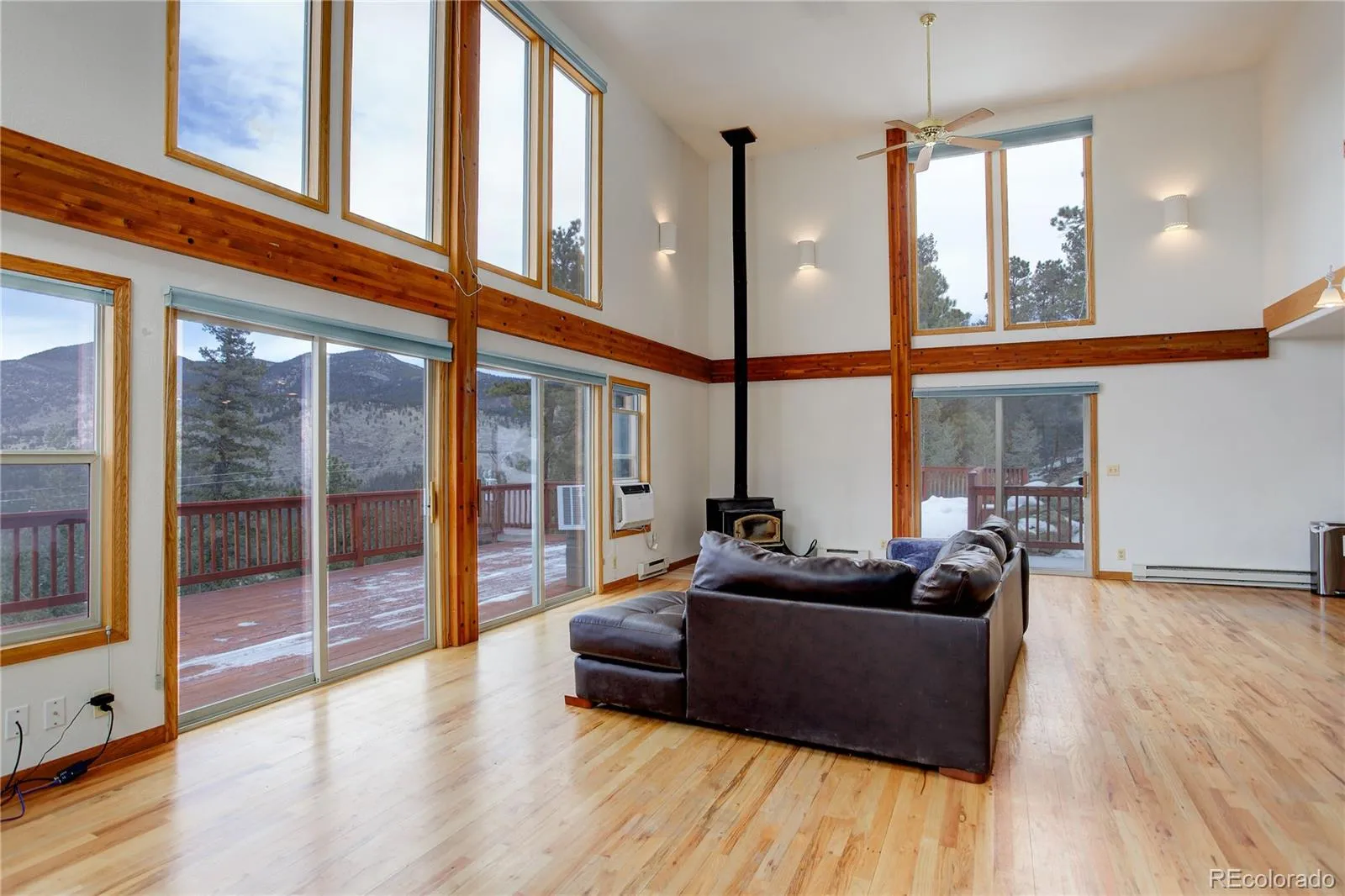 33804 Bergen View Trail Evergreen CO 80439 | MLS #REC3880723 04302026072045 1600 28