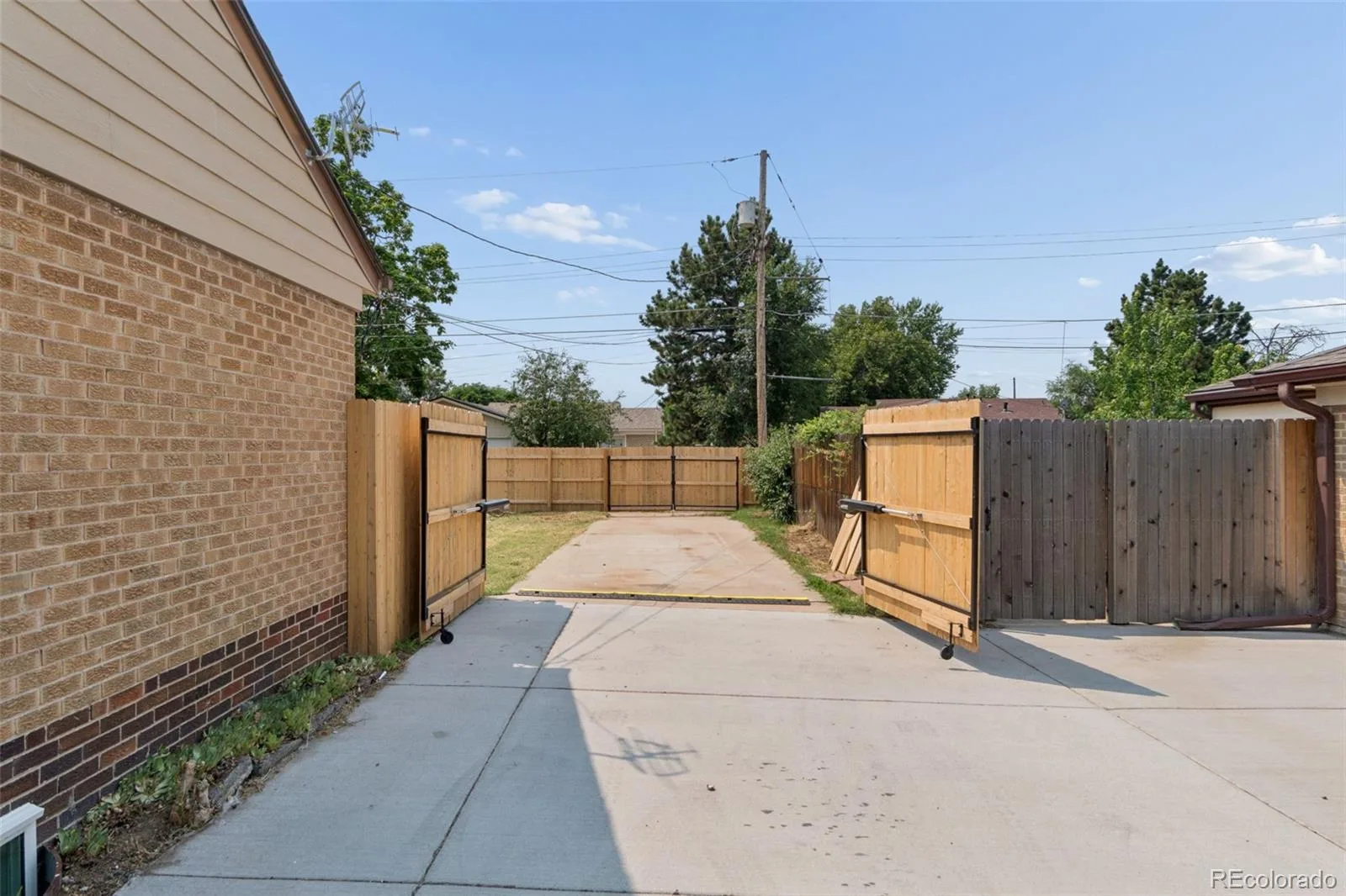 3340 E Martin Luther King Jr Boulevard Denver CO 80205 MLS #REC3881299 07152026171552 1600 24