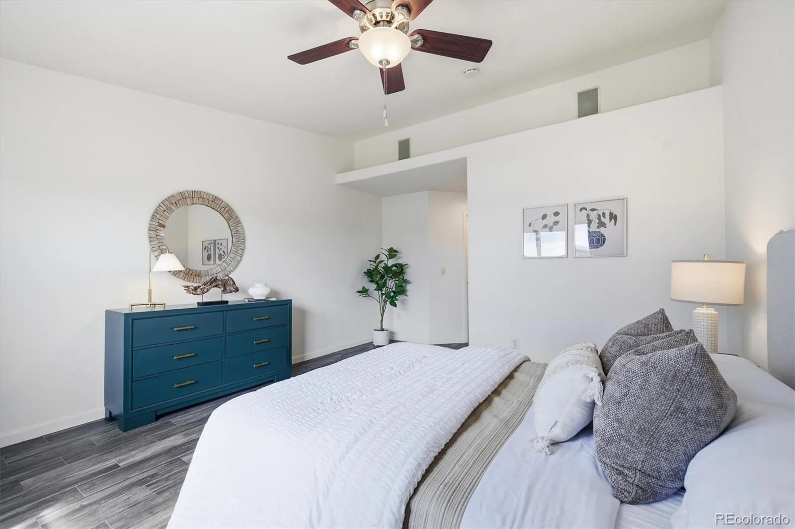 1890 Oakcrest Circle Castle Rock CO 80104 | MLS #REC3881398 07152026073527 1600 19