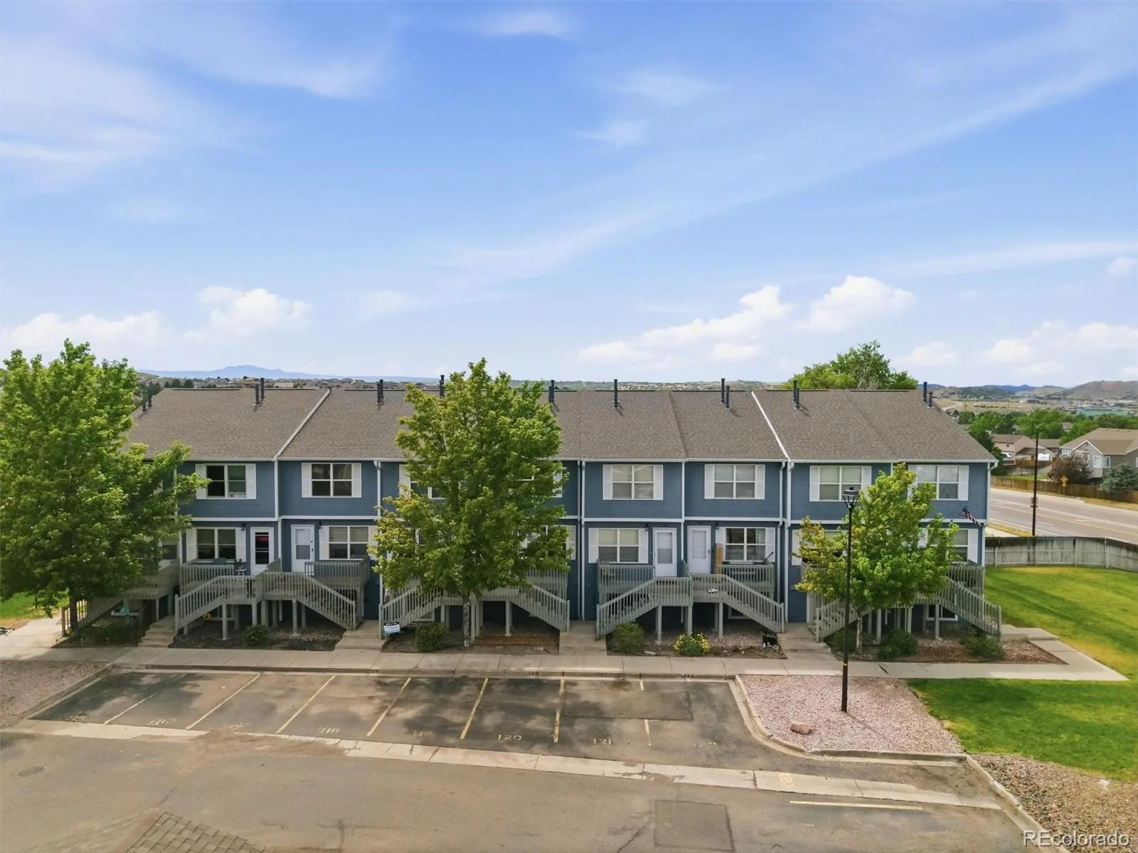 1890 Oakcrest Circle Castle Rock CO 80104 | MLS #REC3881398 07152026073527 1600 39