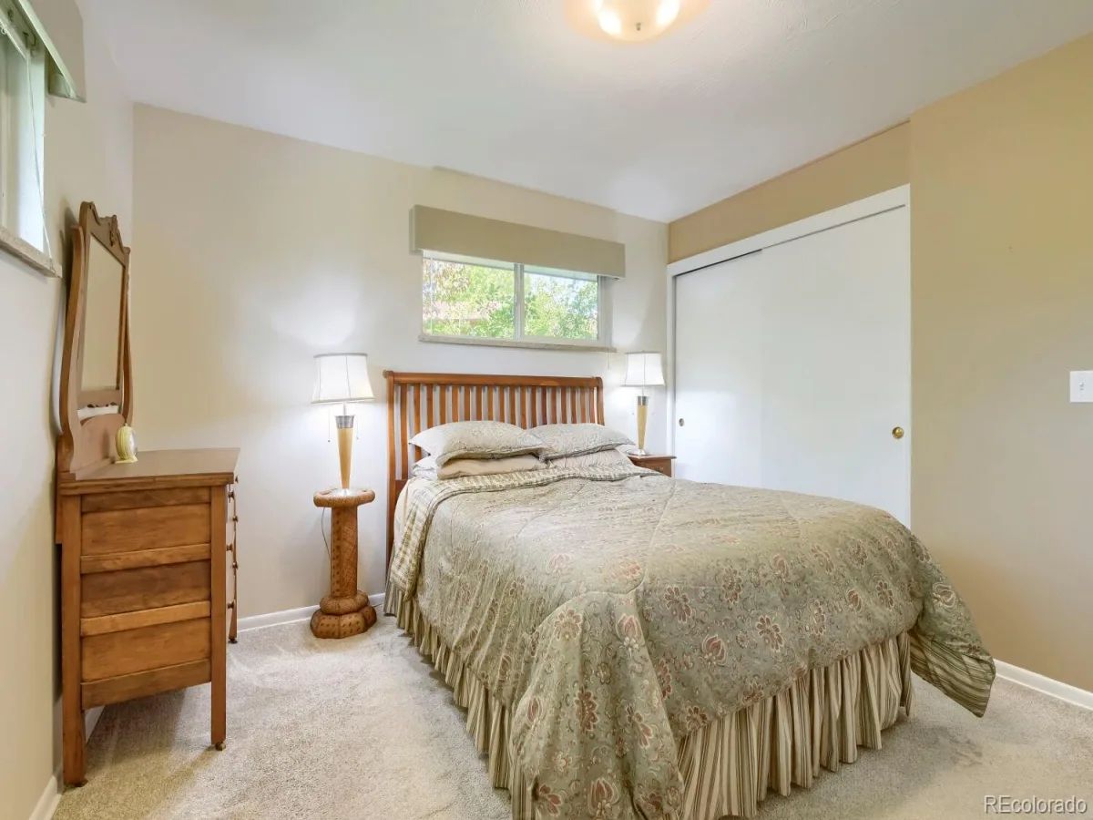 5469 S Huron Way Littleton CO 80120 MLS #REC3882636 06022026231139 1200 16