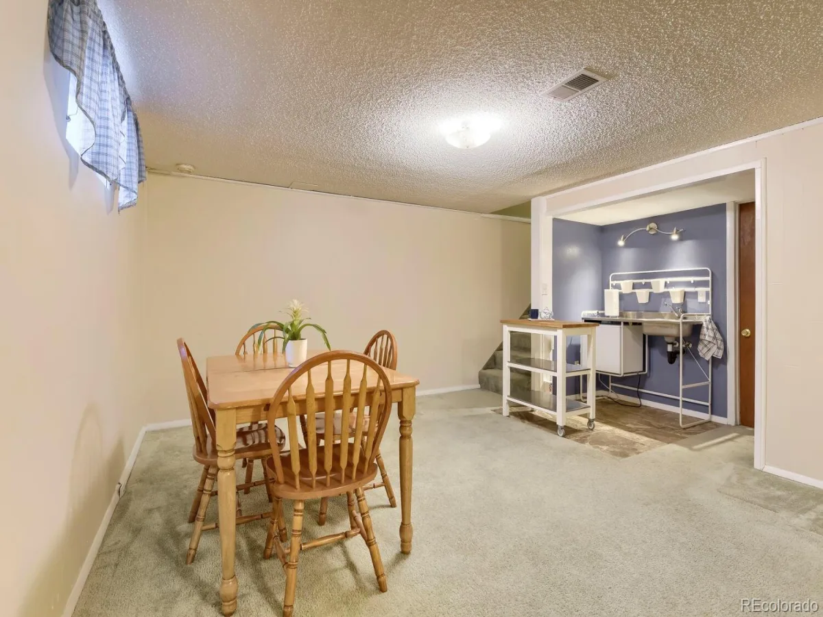 5469 S Huron Way Littleton CO 80120 MLS #REC3882636 06022026231139 1200 8
