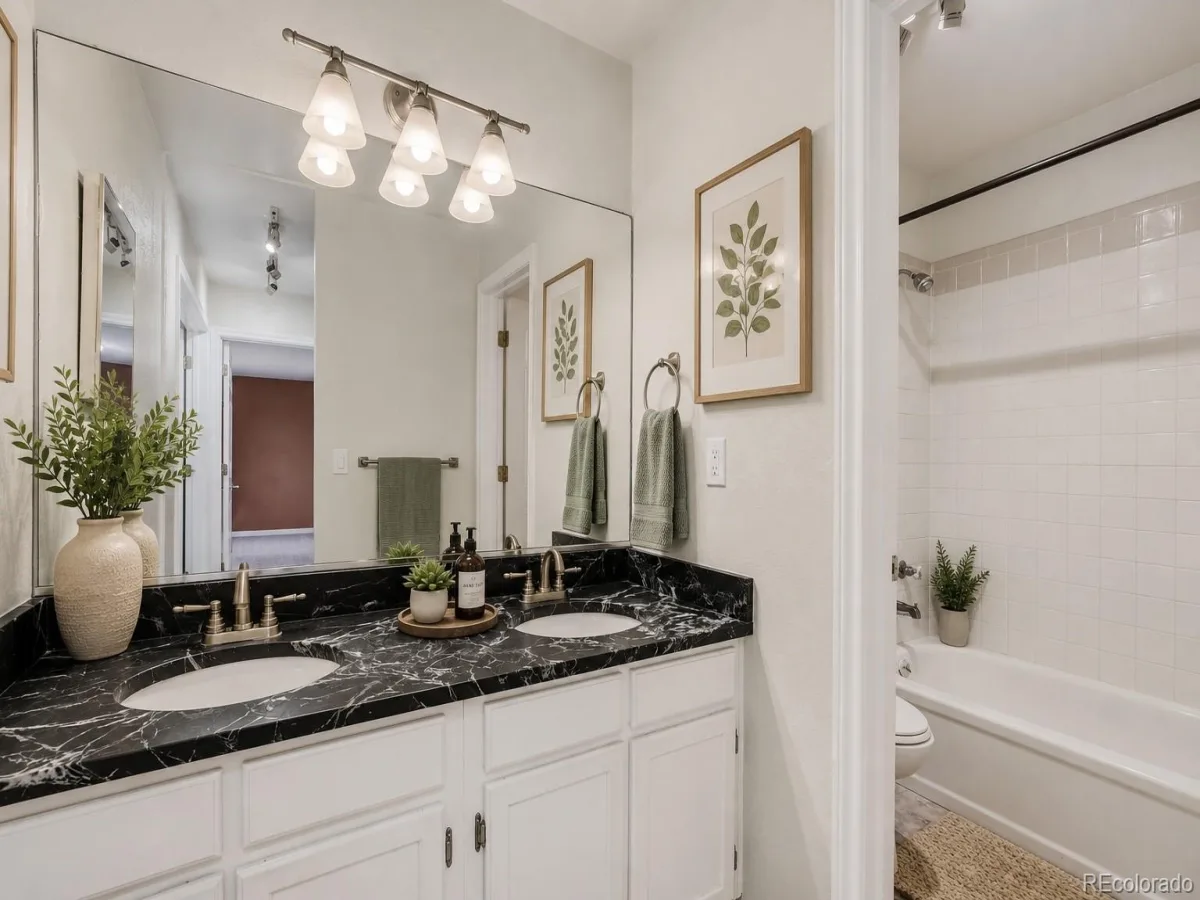 1160 S Clinton Street #40 Denver CO 80247 MLS #REC3883536 06102026185256 1200 14