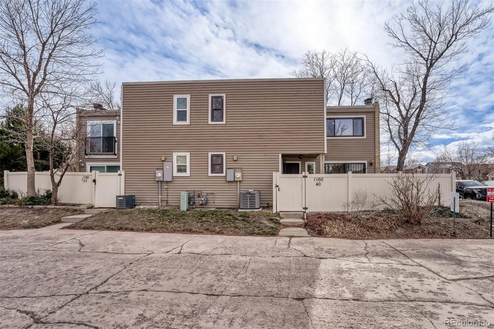 1160 S Clinton Street #40 Denver CO 80247 MLS #REC3883536 06102026185256 1600 19