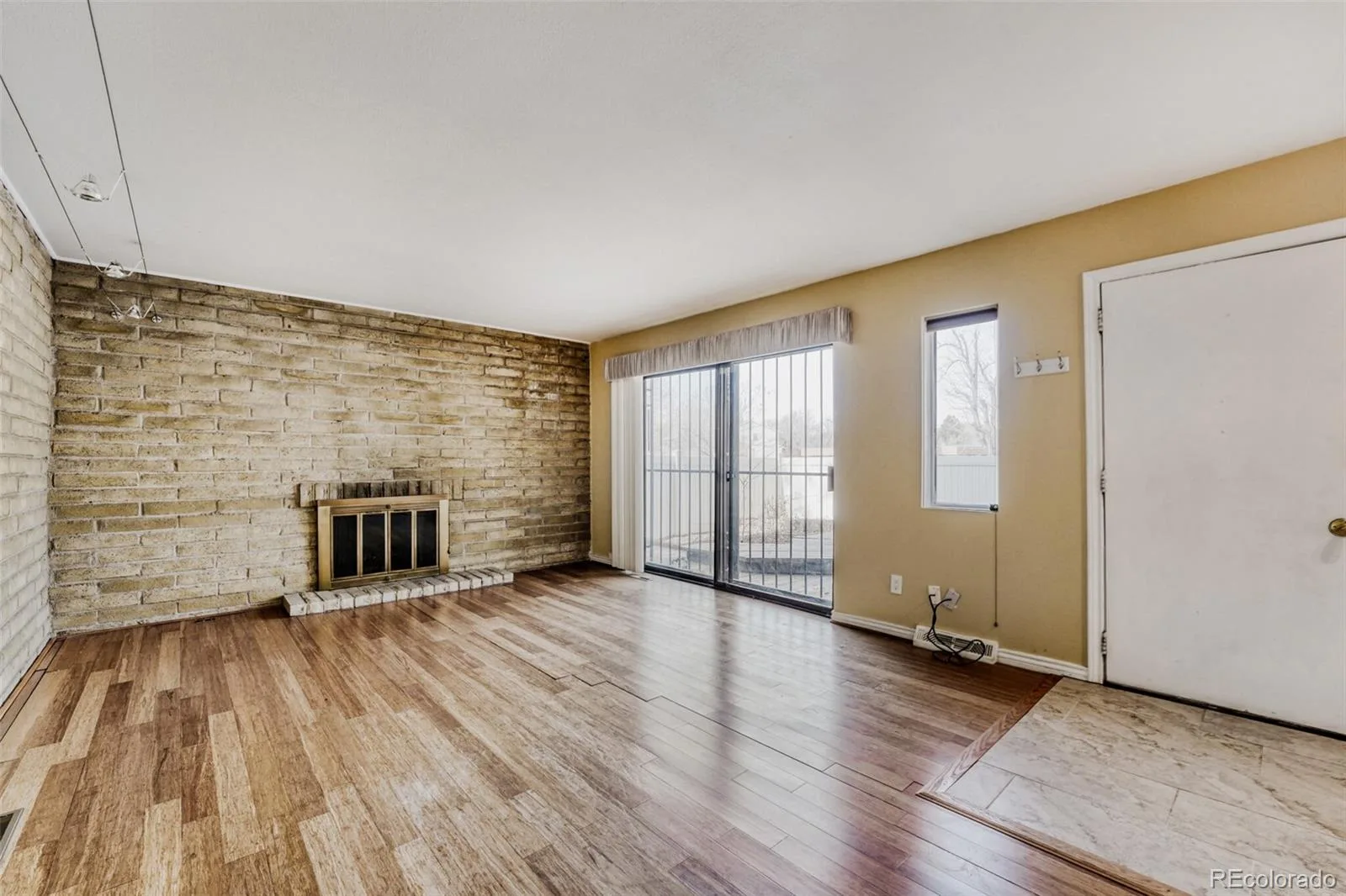 1160 S Clinton Street #40 Denver CO 80247 MLS #REC3883536 06102026185256 1600 27