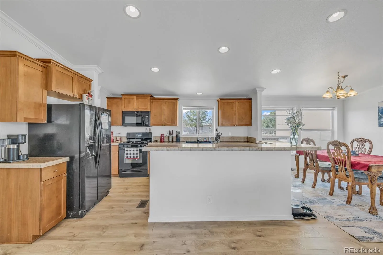 336 Lilac Circle Lochbuie CO 80603 | MLS #REC3883959 06302026205538 1600 2