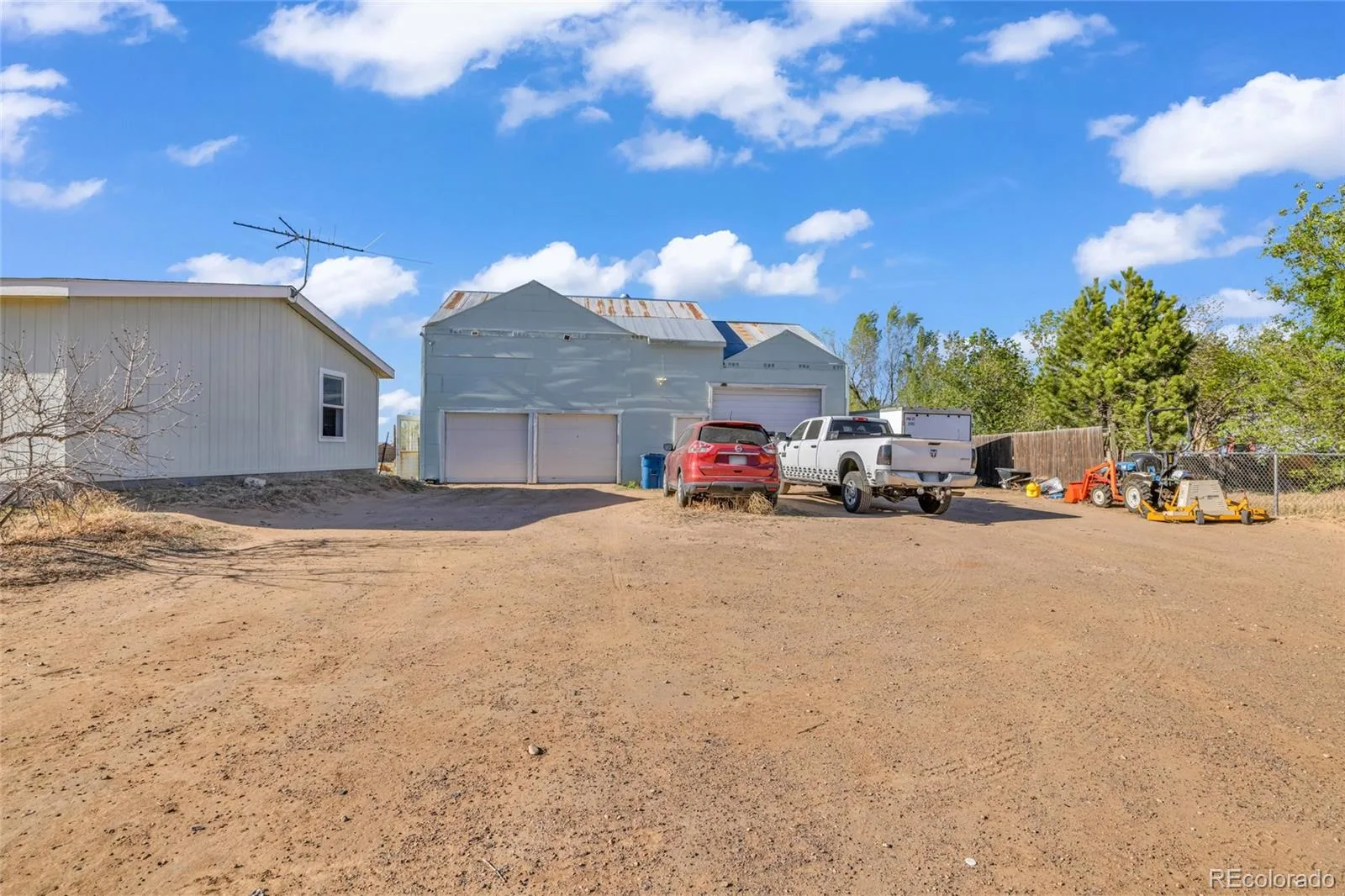 336 Lilac Circle Lochbuie CO 80603 | MLS #REC3883959 06302026205538 1600 25