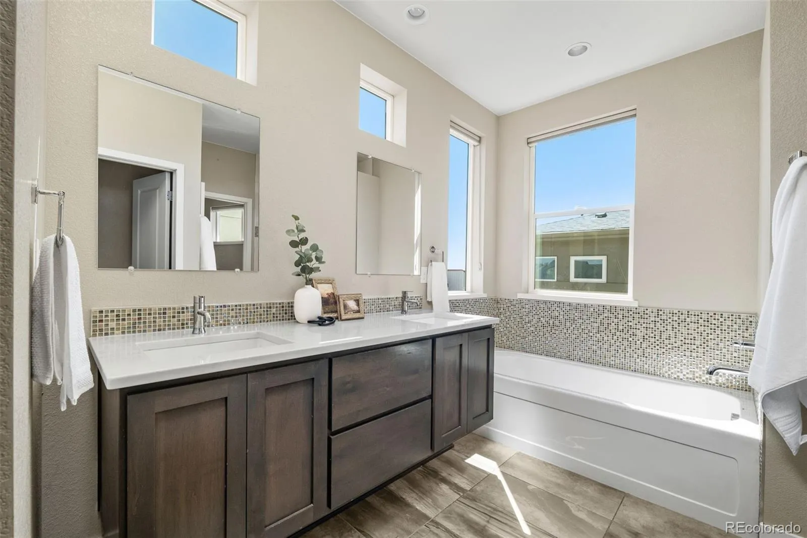 6753 Mariposa Court Denver CO 80221 MLS #REC3884775 04172026201555 1600 28