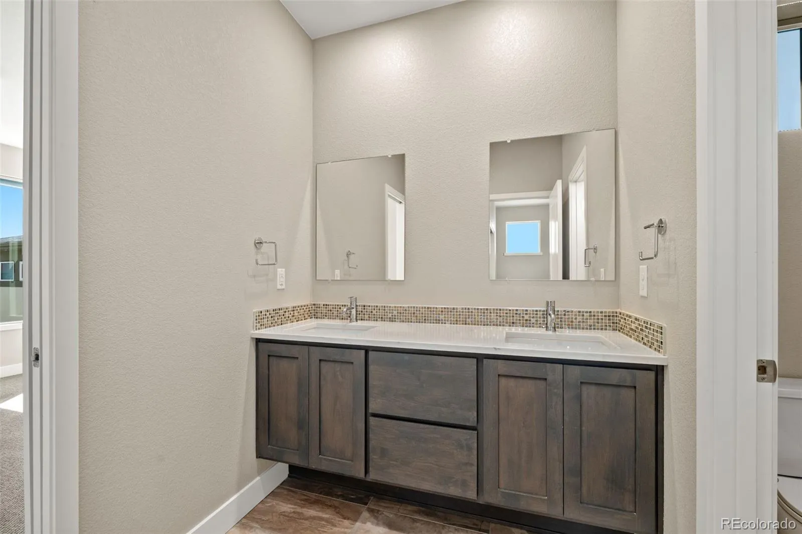 6753 Mariposa Court Denver CO 80221 MLS #REC3884775 04172026201555 1600 34