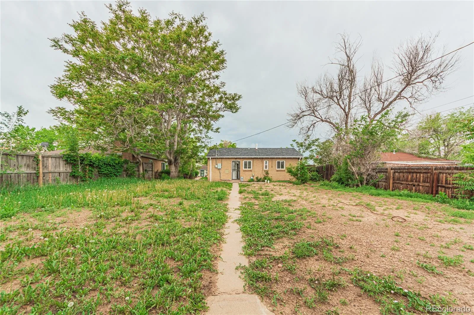 04172026222030 1600 42