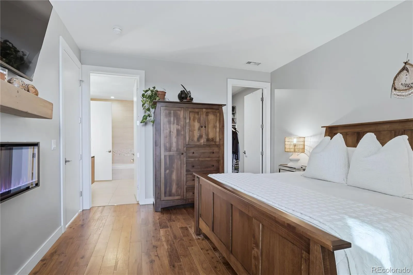 4200 W 17th Avenue #611 Denver CO 80204 MLS #REC3885458 05162026161021 1600 24