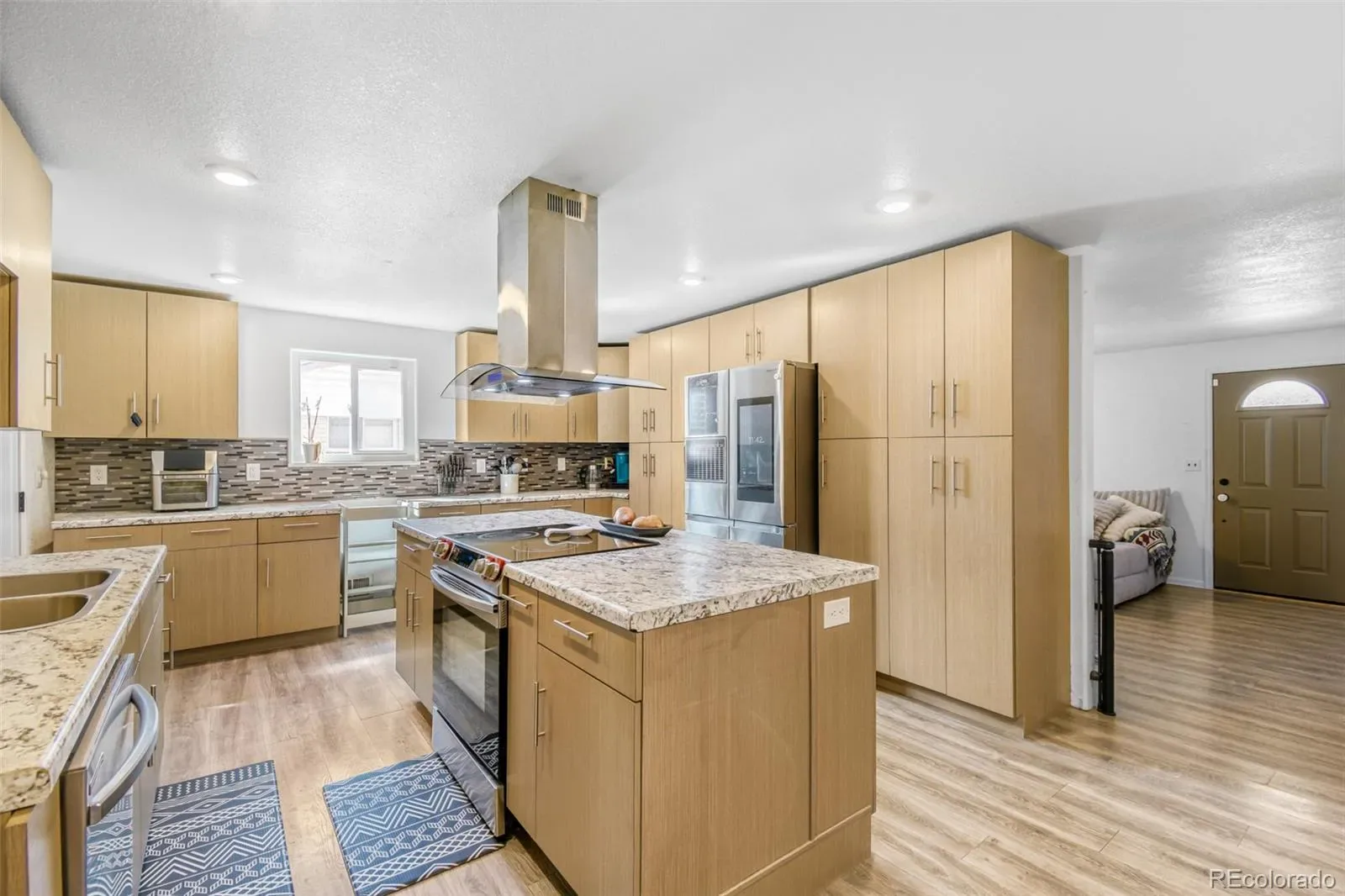 6970 Krameria Street Commerce City CO 80022 | MLS #REC3886405 03222026173813 1600 3
