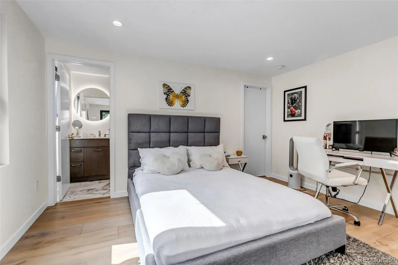 04182026002739 1600 24