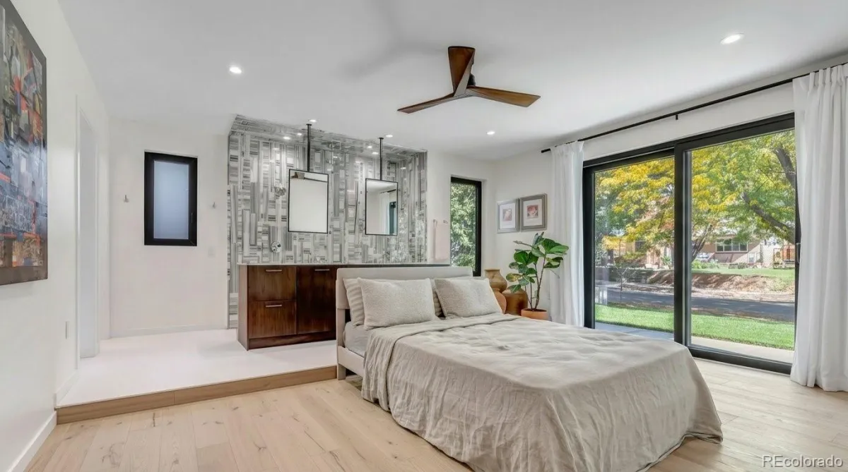 1375 S Elizabeth Street Denver CO 80210 MLS #REC3886421 05282026022748 1200 11